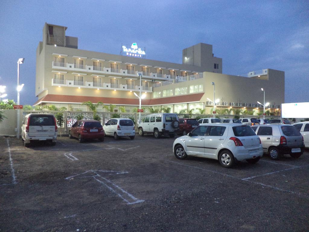 Tanarika Resort Bhusawal Экстерьер фото