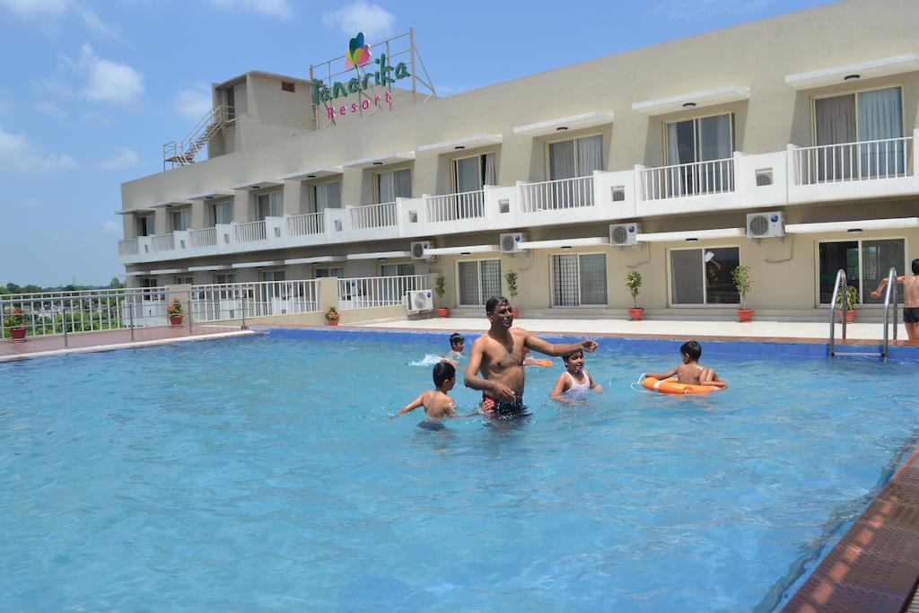 Tanarika Resort Bhusawal Экстерьер фото