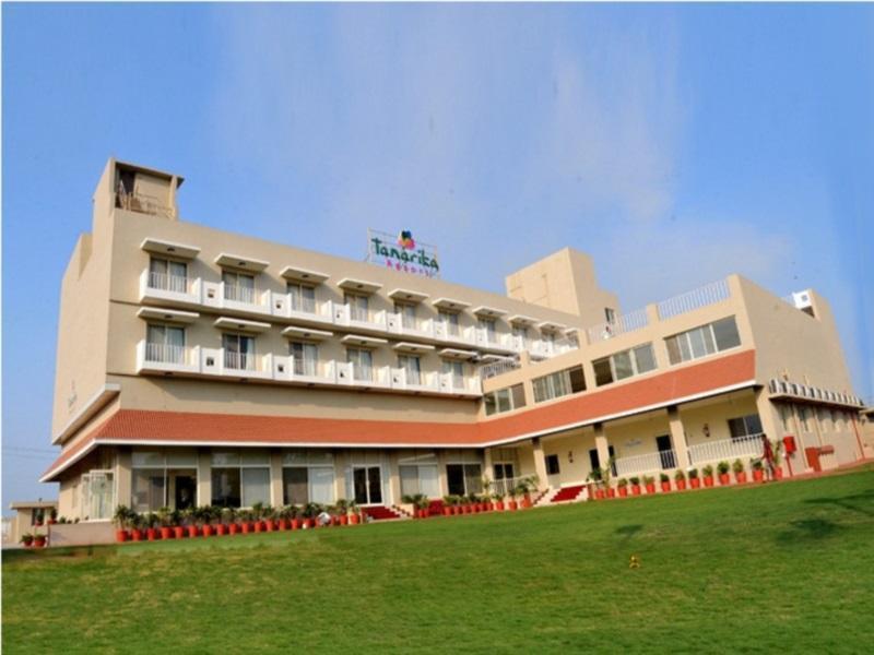 Tanarika Resort Bhusawal Экстерьер фото